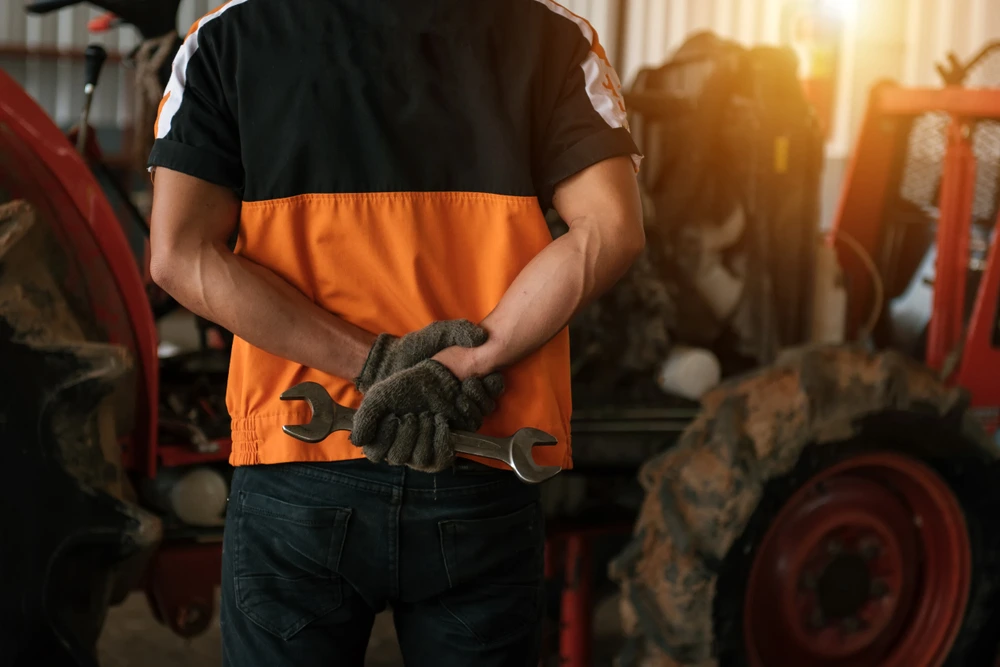 Expert equipment repair and maintenance